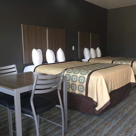 Scottish Inn & Suites - คอนโร ภายนอก รูปภาพ